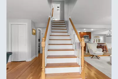 22 Villa Dr, Foxboro, MA 02035 - Photo 2