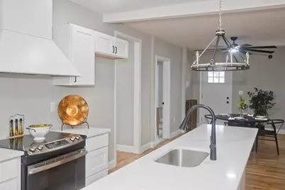 305 Dickinson St, Springfield, MA 01108 - Photo 2