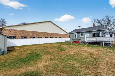 46 Kenwood St, Greenfield, MA 01301 - Photo 24