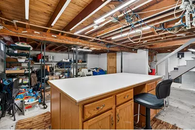 46 Kenwood St, Greenfield, MA 01301 - Photo 16