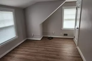 5 Ray St, Hopkinton, MA 01748 - Photo 14