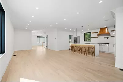 863 Main St, Reading, MA 01867 - Photo 8