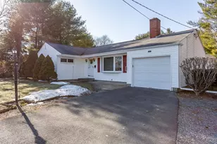 499 Elm St, Somerset, MA 02726 - Photo 2