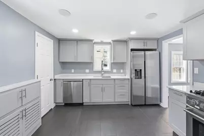 26 Buttrick Ave, Fitchburg, MA 01420 - Photo 8