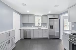 26 Buttrick Ave, Fitchburg, MA 01420 - Photo 8