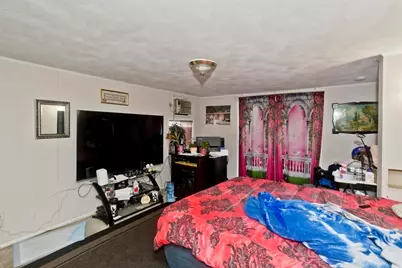 647 Plumtree Rd, Springfield, MA 01118 - Photo 16