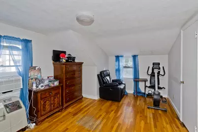 647 Plumtree Rd, Springfield, MA 01118 - Photo 12