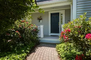 17 Highcroft Way, Hopkinton, MA 01748 - Photo 2