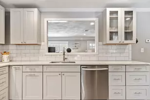 78 Essex St, Middleton, MA 01949 - Photo 18