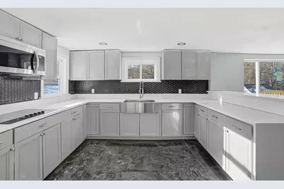 140 Spring St, Athol, MA 01331 - Photo 12