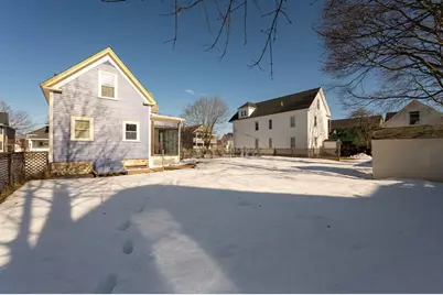 38 Starbird St, Lowell, MA 01854 - Photo 34