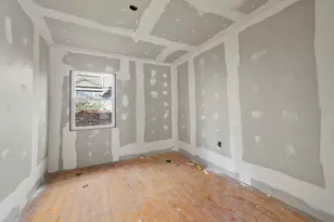 73-75 Hall St, North Adams, MA 01247 - Photo 10