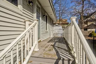 57 Lyndale St, Springfield, MA 01108 - Photo 40