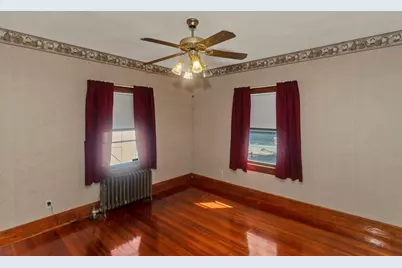 57 Lyndale St, Springfield, MA 01108 - Photo 24