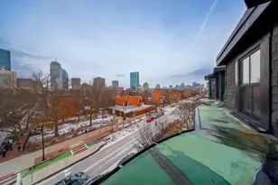 692 Tremont St, Boston, MA 02118 - Photo 18