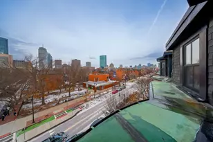 692 Tremont St, Boston, MA 02118 - Photo 18