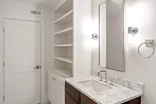 421 Saratoga, Boston, MA 02128 - Photo 10