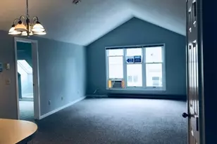 34 Salem Pl, Amherst, MA 01002 - Photo 4