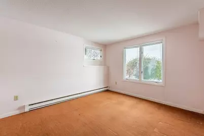 1114 S East St, Amherst, MA 01002 - Photo 26