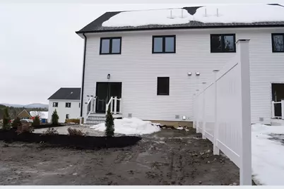 181 Electric #B, Lunenburg, MA 01462 - Photo 2