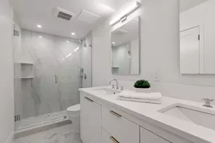 1731 Beacon St, Brookline, MA 02445 - Photo 10