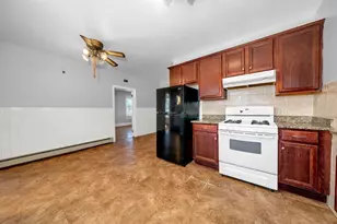 75 Warren St, Medford, MA 02155 - Photo 6