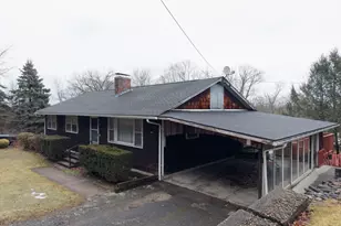 411 Dennison Dr, Southbridge, MA 01550 - Photo 36