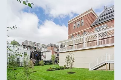 380 Bunker Hill St #111, Boston, MA 02129 - Photo 20