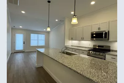 7 East Dexter Ave #40, Woburn, MA 01801 - Photo 1