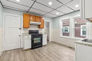 119 Temple St, Somerville, MA 02145 - Photo 6