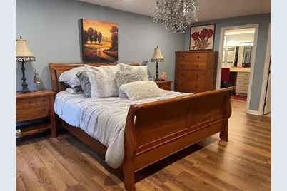 100 Ledgewood Dr #410, Stoneham, MA 02180 - Photo 16