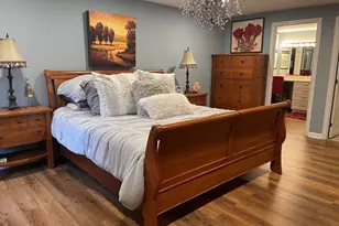 100 Ledgewood Dr, Stoneham, MA 02180 - Photo 16