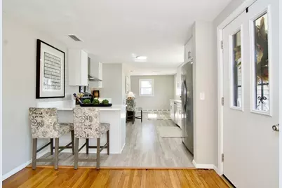 132 Lincoln St, West Springfield, MA 01089 - Photo 8