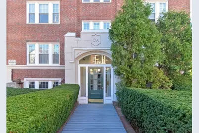 21 Bradlee Rd #52, Medford, MA 02155 - Photo 1
