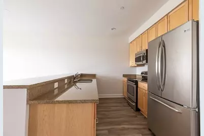 26 New Derby St #407, Salem, MA 01970 - Photo 2