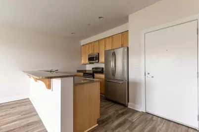 26 New Derby St #407, Salem, MA 01970 - Photo 4