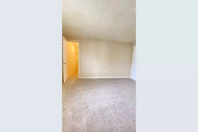 72 Mudge St #15, Lynn, MA 01904 - Photo 2