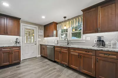 293 Harrington Way, Worcester, MA 01604 - Photo 6