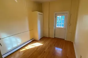 79 Hawley, Northampton, MA 01060 - Photo 8