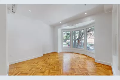 21 Regent Cir #1, Brookline, MA 02445 - Photo 12