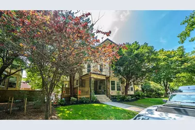 21 Regent Cir #1, Brookline, MA 02445 - Photo 18