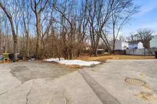 11 Harmony Ln, Framingham, MA 01702 - Photo 4