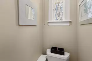 25 Kenwood Ave, Worcester, MA 01605 - Photo 14