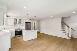 48 Ash Ave, Somerville, MA 02145 - Photo 10