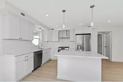 48 Ash Ave #B, Somerville, MA 02145 - Photo 2