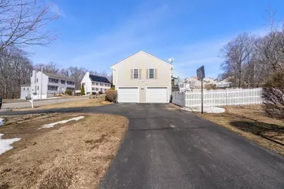 70 Moreland Green Dr, Worcester, MA 01609 - Photo 30