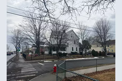 2129 Northampton St, Holyoke, MA 01040 - Photo 2