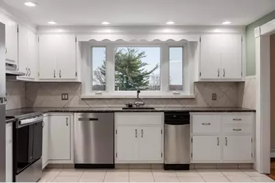 5 Rockingham St, Lynn, MA 01902 - Photo 14