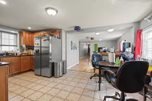 74 Chestnut St, Chelsea, MA 02150 - Photo 14