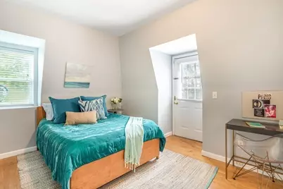 15 Beale Street #5, Boston, MA 02124 - Photo 10